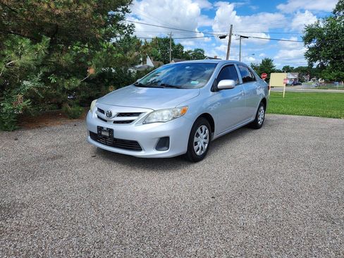 Used 2013 Toyota Corolla L FWD image 4