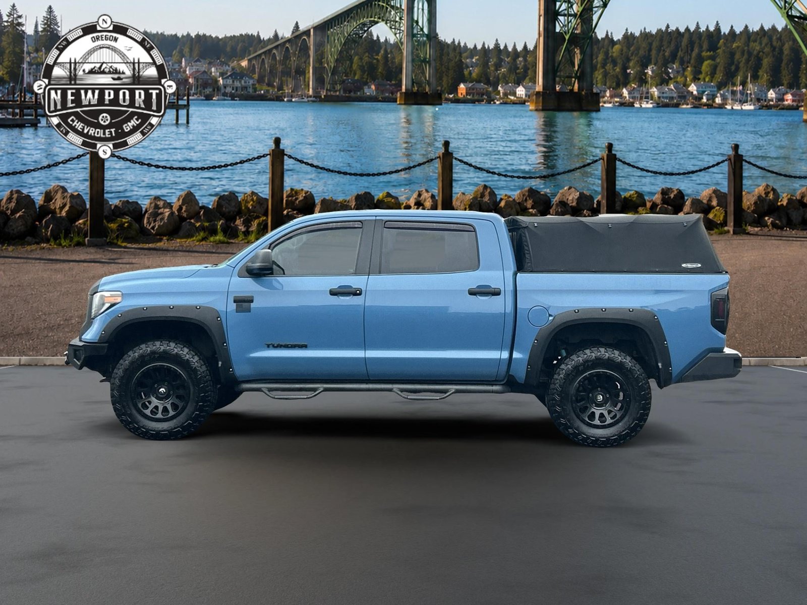 Used 2019 Toyota Tundra SR5 w/ TRD Off Road Package AWD/4WD image 8
