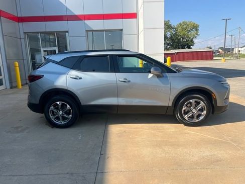 Used 2023 Chevrolet Blazer LT w/ Convenience Package image 6
