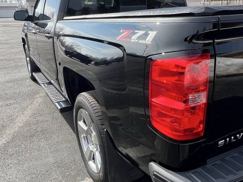 Used 2018 Chevrolet Silverado 1500 LT w/ All Star Edition image 7