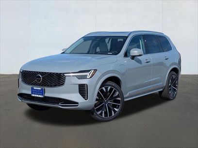 New 2026 Volvo XC90 T8 Ultra w/ Protection Package Premier