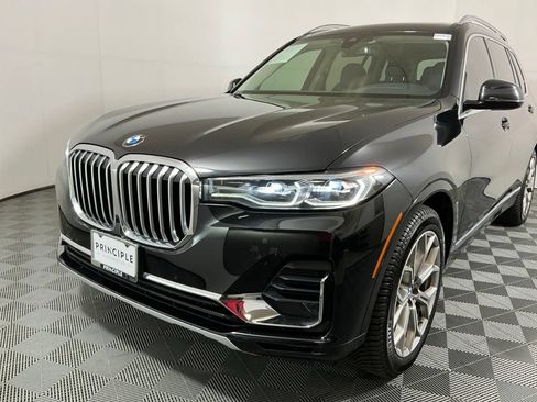 Used 2022 BMW X7 xDrive40i AWD/4WD image 2