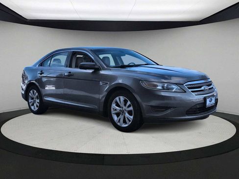 Used 2012 Ford Taurus SEL image 2