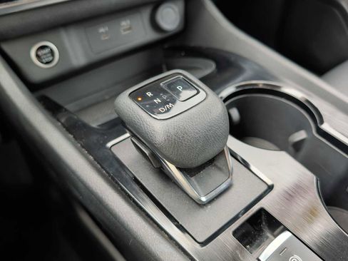 Used 2022 Nissan Rogue SV w/ SV Premium Package image 21