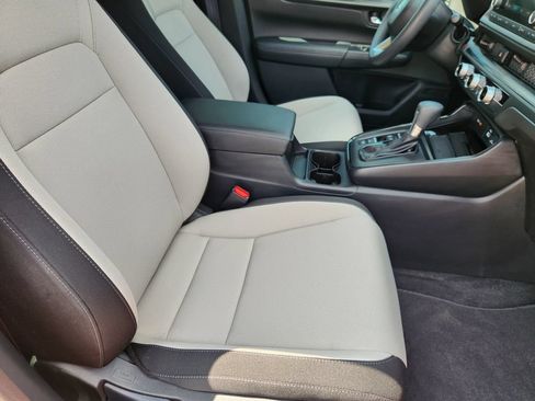 Used 2024 Honda CR-V LX image 14