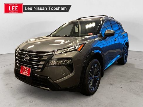 New 2026 Nissan Rogue Platinum w/ Platinum Premium Package AWD/4WD image 1