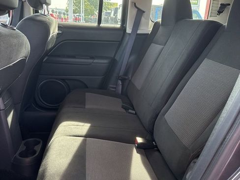 Used 2017 Jeep Patriot Latitude image 15