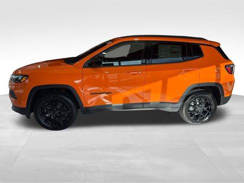 New 2026 Jeep Compass Latitude AWD/4WD image 4
