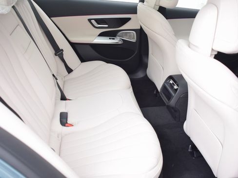 New 2026 Mercedes-Benz E 350 Sedan image 18