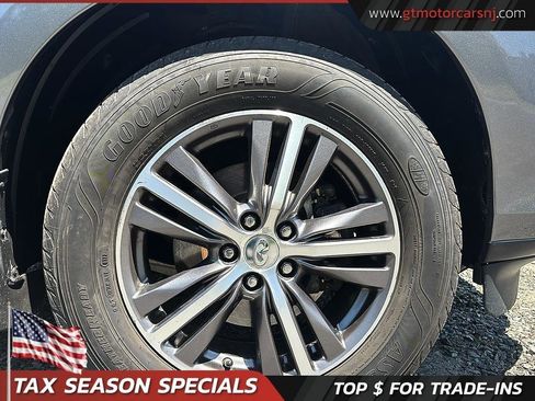 Used 2019 INFINITI QX60 Luxe w/ Essential Package AWD/4WD image 17