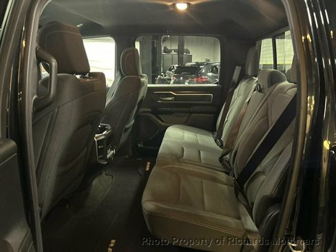 Used 2022 RAM 1500 Big Horn AWD/4WD image 17