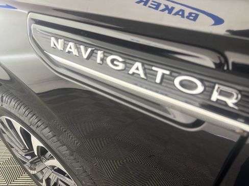 Used 2022 Lincoln Navigator Black Label AWD/4WD image 33