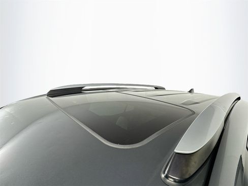 Used 2018 Toyota RAV4 XLE image 15