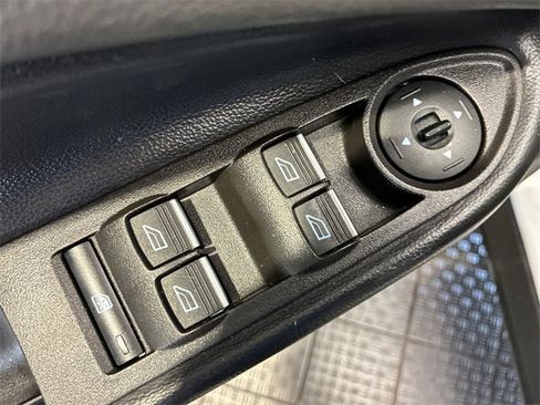 Used 2019 Ford Escape SEL image 14