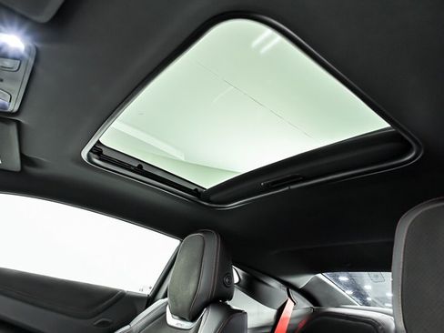 Used 2021 Chevrolet Camaro ZL1 RWD image 20