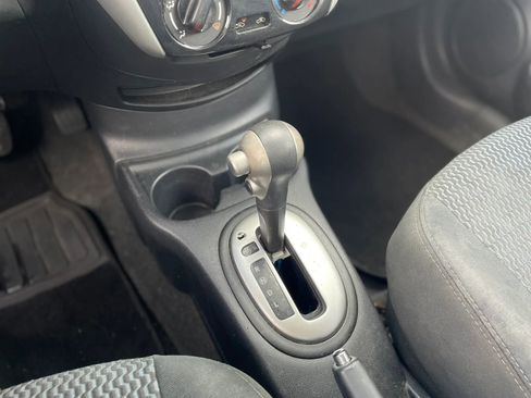 Used 2015 Nissan Versa Note SV FWD image 16