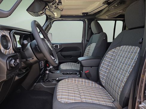 New 2026 Jeep Wrangler Unlimited Sport AWD/4WD image 14