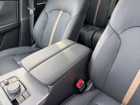 Used 2025 MAZDA CX-70 3.3 Turbo S w/ Premium Package image 20