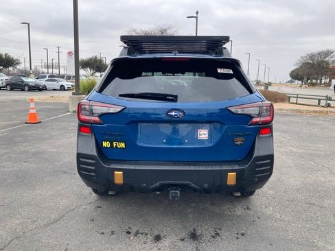 Used 2022 Subaru Outback Wilderness w/ Wilderness Package image 5