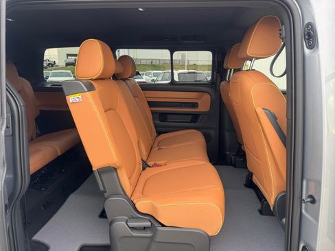 New 2025 Volkswagen ID. Buzz Pro S image 23