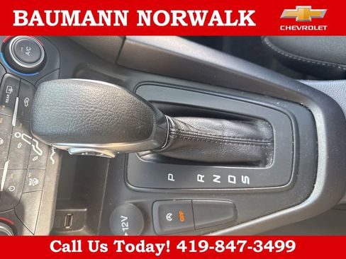 Used 2018 Ford Focus SE image 29