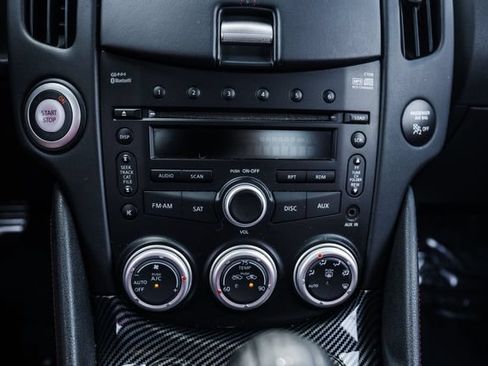Used 2010 Nissan 370Z Touring w/ Sport Pkg RWD image 19