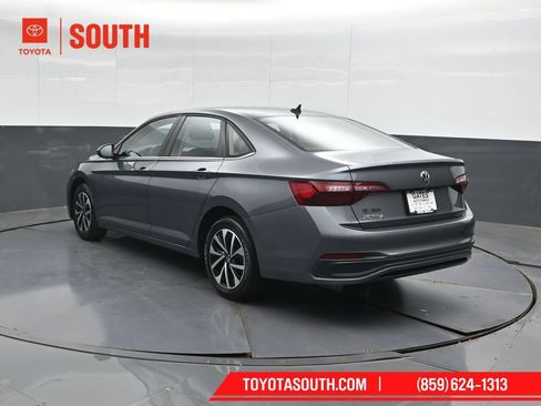 Used 2024 Volkswagen Jetta S FWD image 8