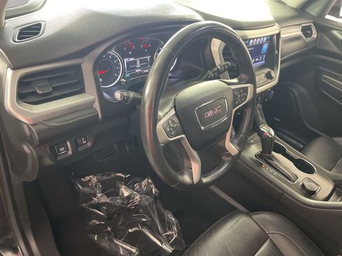 Used 2017 GMC Acadia SLT image 12