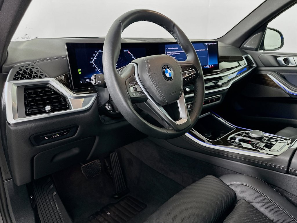 Used 2025 BMW X5 sDrive40i w/ Premium Package RWD image 9