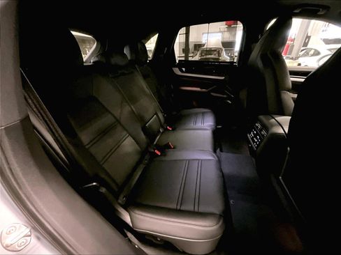 New 2026 Porsche Cayenne E-Hybrid AWD/4WD image 21
