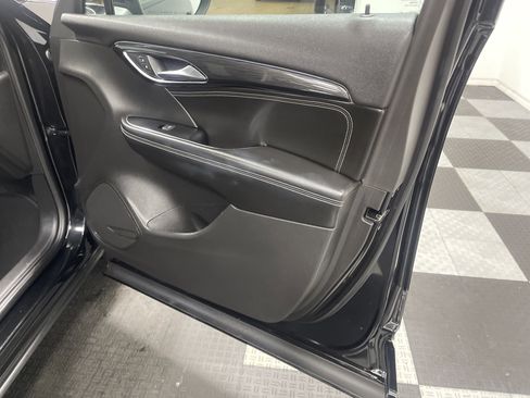 Used 2023 Buick Envision Preferred w/ Sport Touring Package image 25