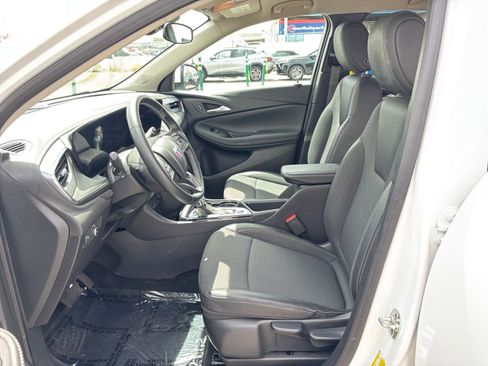Used 2025 Buick Encore GX Preferred FWD image 25
