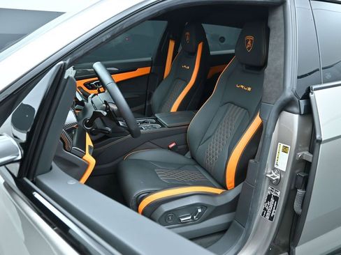 Used 2023 Lamborghini Urus S AWD/4WD image 5
