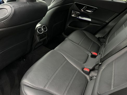 Certified 2025 Mercedes-Benz GLC 300 image 10