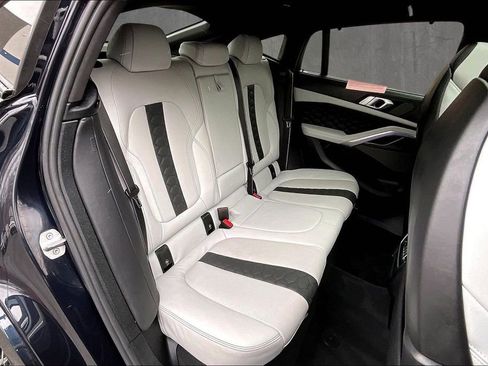 Used 2022 BMW X6 M Competition w/ Competition Package image 25