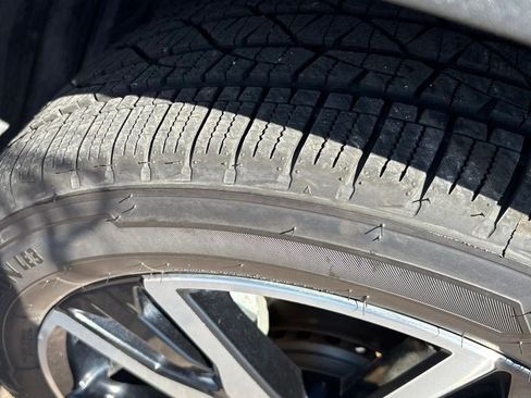 Used 2019 Honda Pilot Touring image 10