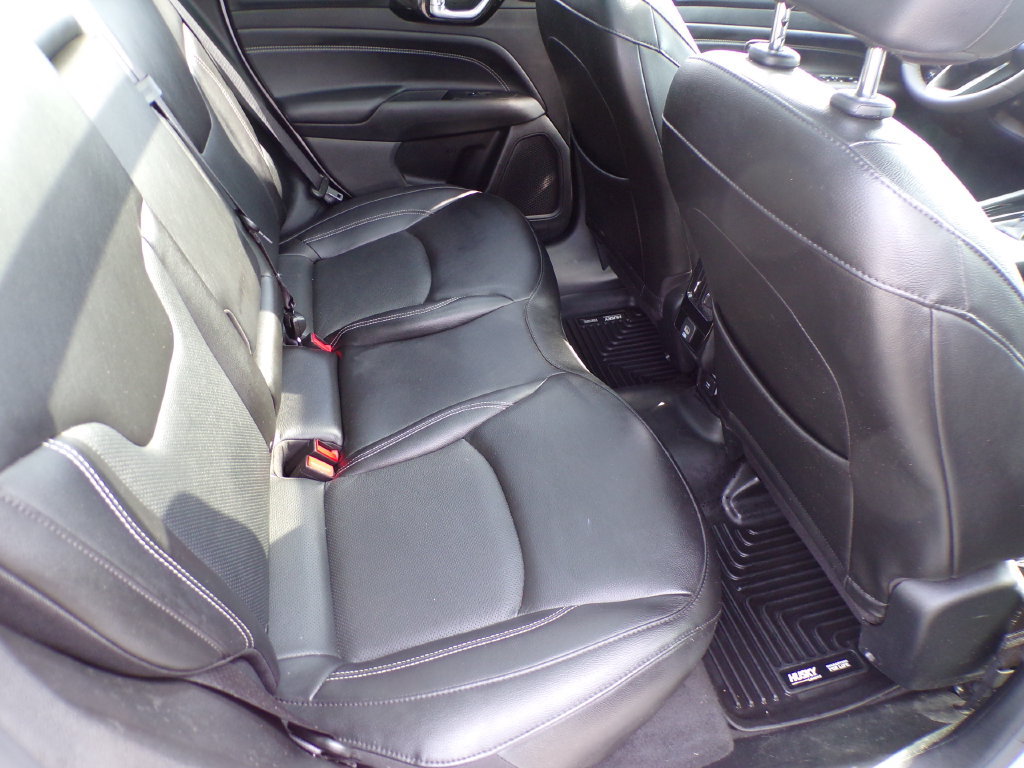Used 2023 Jeep Compass High Altitude AWD/4WD image 9