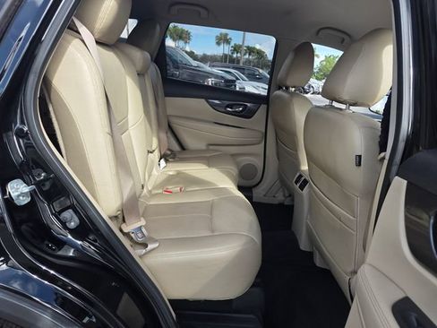 Used 2017 Nissan Rogue S FWD image 16