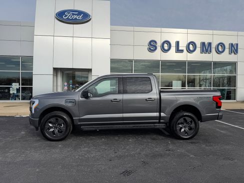 Certified 2025 Ford F150 Lightning Flash image 9