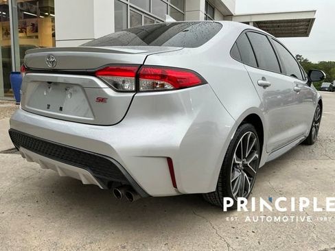 Used 2022 Toyota Corolla SE FWD image 8