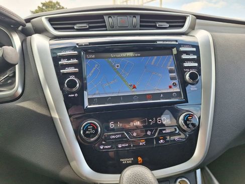 Used 2018 Nissan Murano S image 21