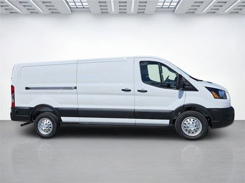 New 2025 Ford Transit 150 Low Roof AWD w/ Load Area Protection Package image 4