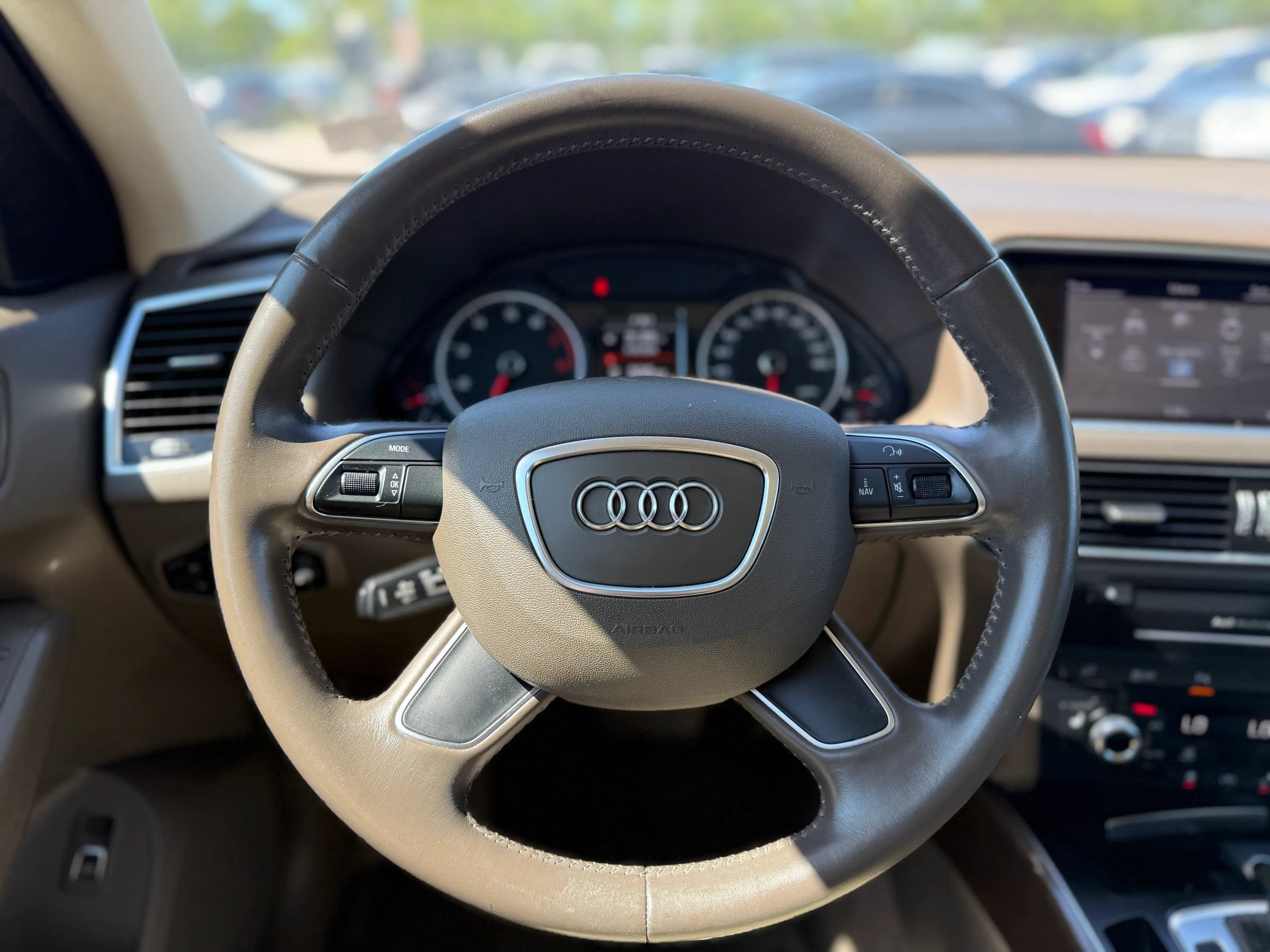 Used 2015 Audi Q5 2.0T Premium Plus w/ Technology Package AWD/4WD image 23