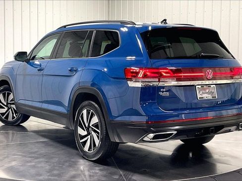 Used 2026 Volkswagen Atlas SE FWD image 12