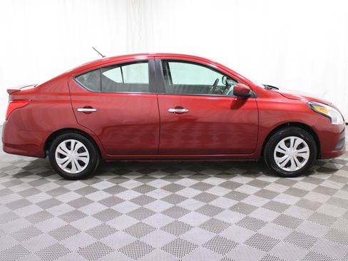 Used 2019 Nissan Versa SV image 23