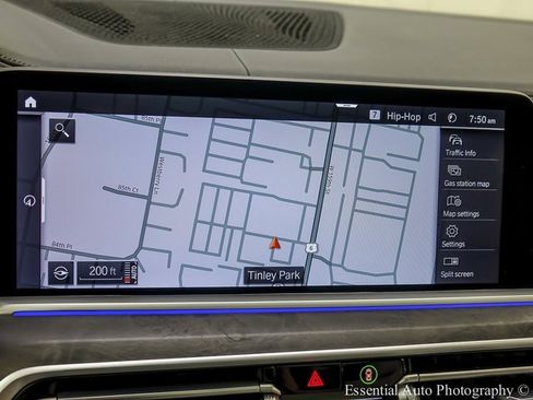 Used 2022 BMW X5 xDrive40i w/ Climate Comfort Package image 15