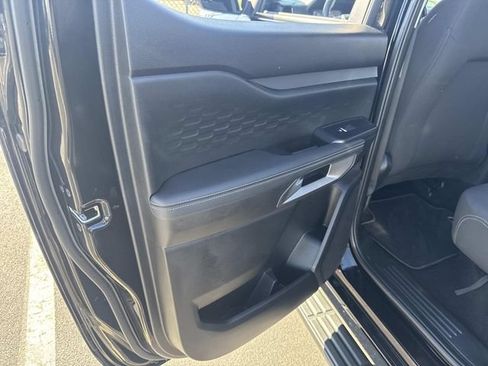 Used 2025 Ford Ranger XLT w/ Equipment Group 301A High AWD/4WD image 19