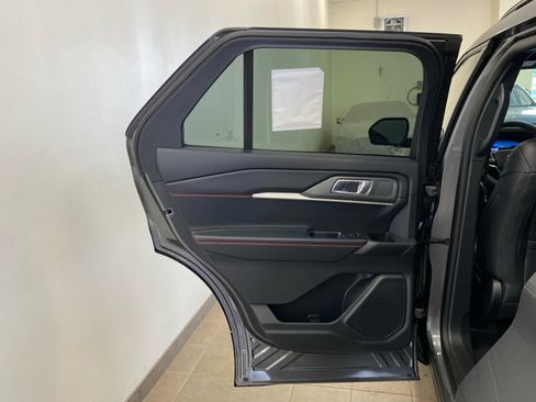 New 2026 Ford Explorer ST-Line w/ ST-Line Street Pack AWD/4WD image 38