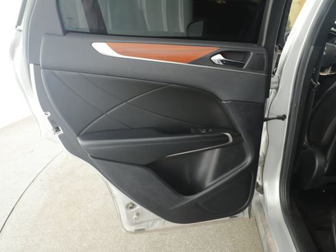 Used 2019 Lincoln MKC Select w/ Select Plus Package image 8