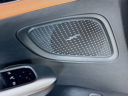 Used 2023 Mercedes-Benz C 300 Sedan image 19